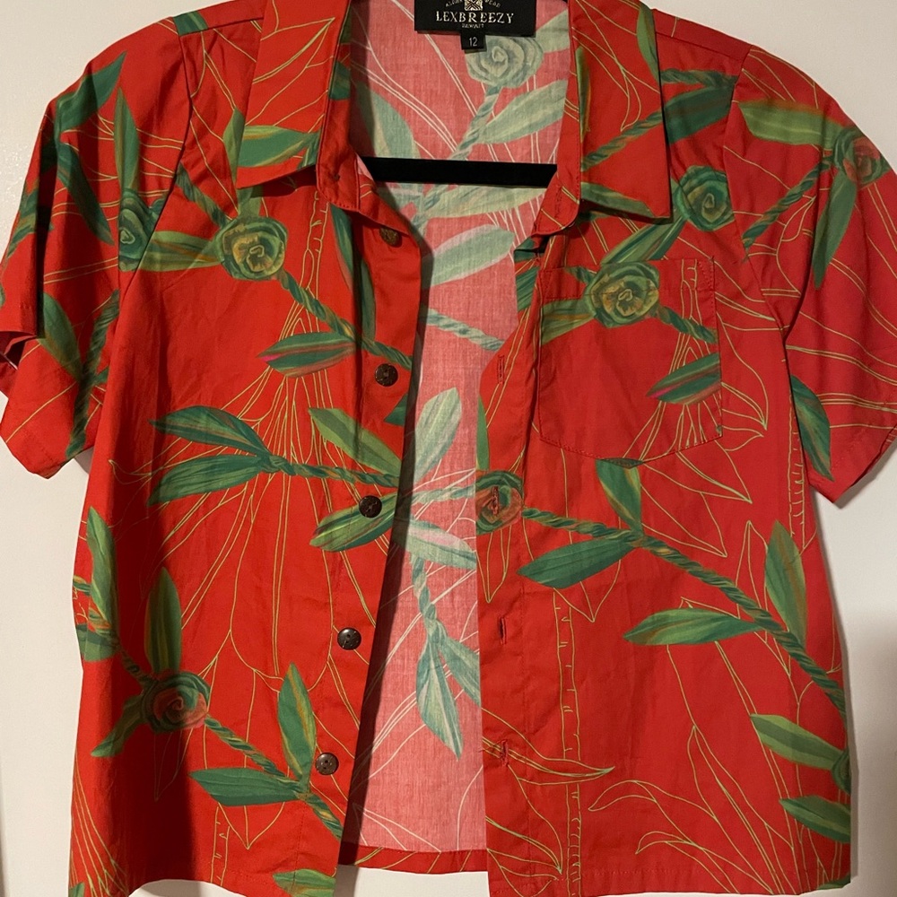 Lexbreezy, Keiki size 12. Red Ti Leaf.